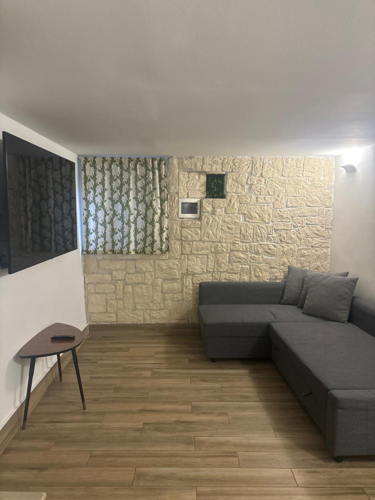 Cbh Sicitaly Group Bed & Breakfast Aci Castello Exterior foto